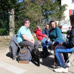 Le maître de Skaty et sa famille d'accueil