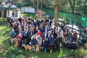 Photo de groupe du bal de promo 2024